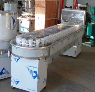 Glass bottle rinsing machine rotary type 1