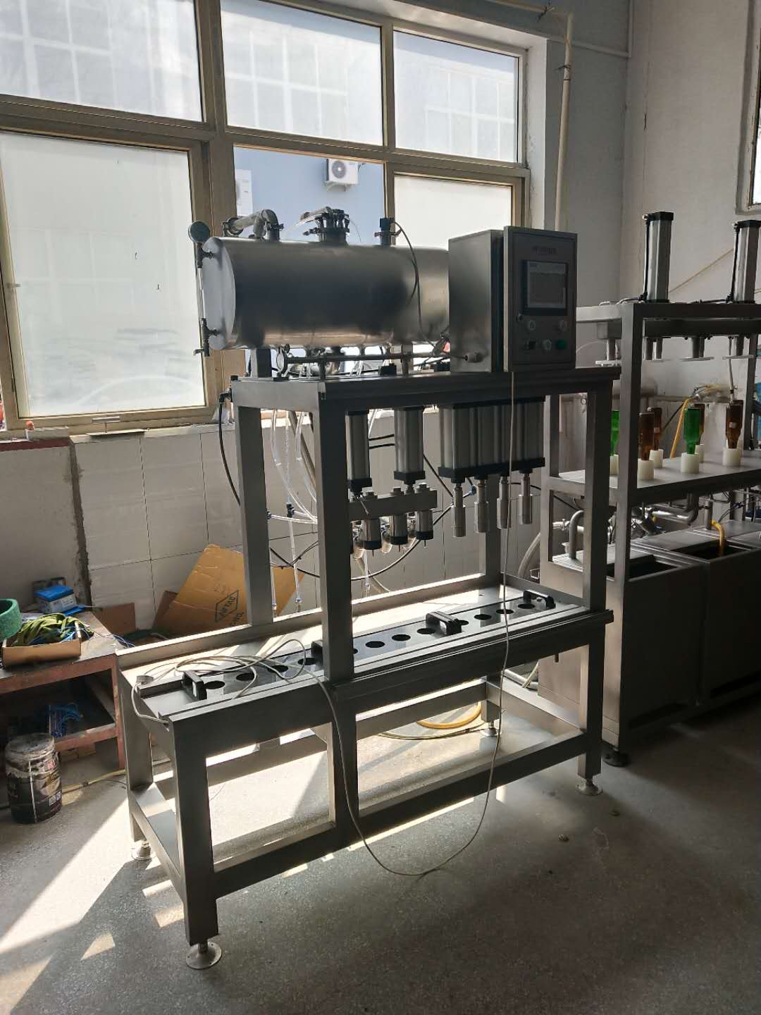 semi auto linear type beer filling machine